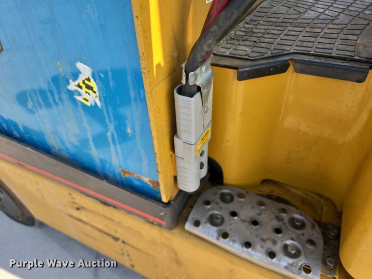 image for item DY1173 Caterpillar E6500-AC forklift