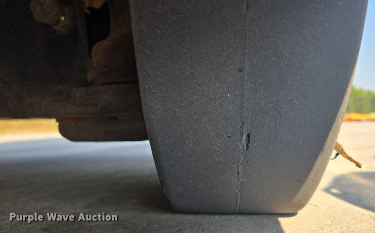 image for item DY1173 Caterpillar E6500-AC forklift