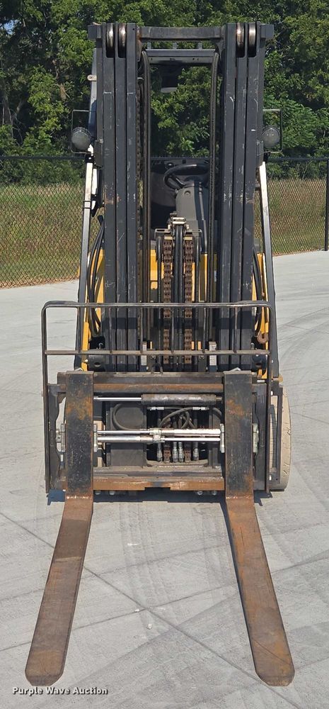 image for item DY1174 Caterpillar EC30LN2 forklift