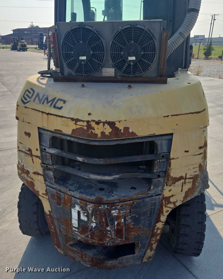 image for item DY1176 Caterpillar PD10000 forklift