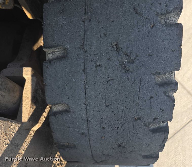 image for item DY1176 Caterpillar PD10000 forklift