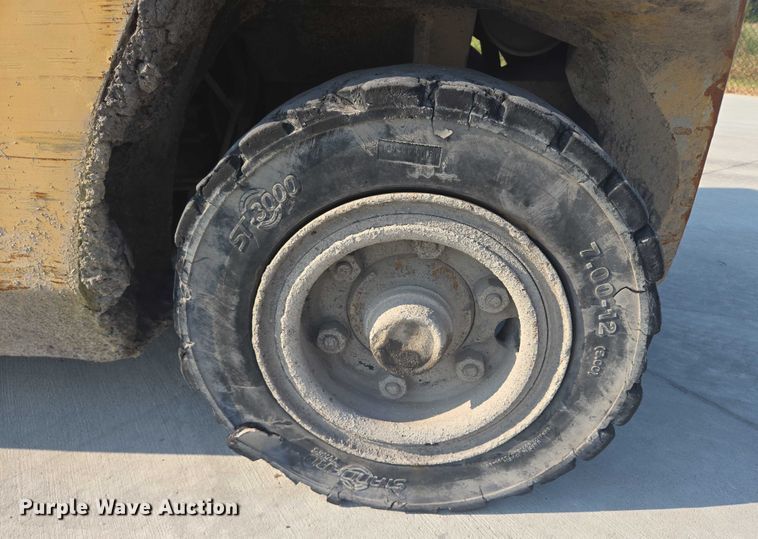 image for item DY1176 Caterpillar PD10000 forklift