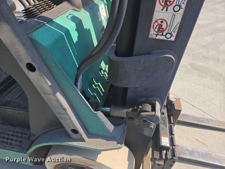 image for item DY1177 Mitsubishi FGC25N forklift