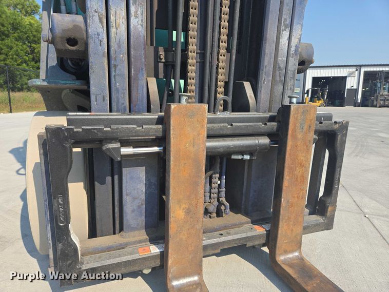 image for item DY1177 Mitsubishi FGC25N forklift