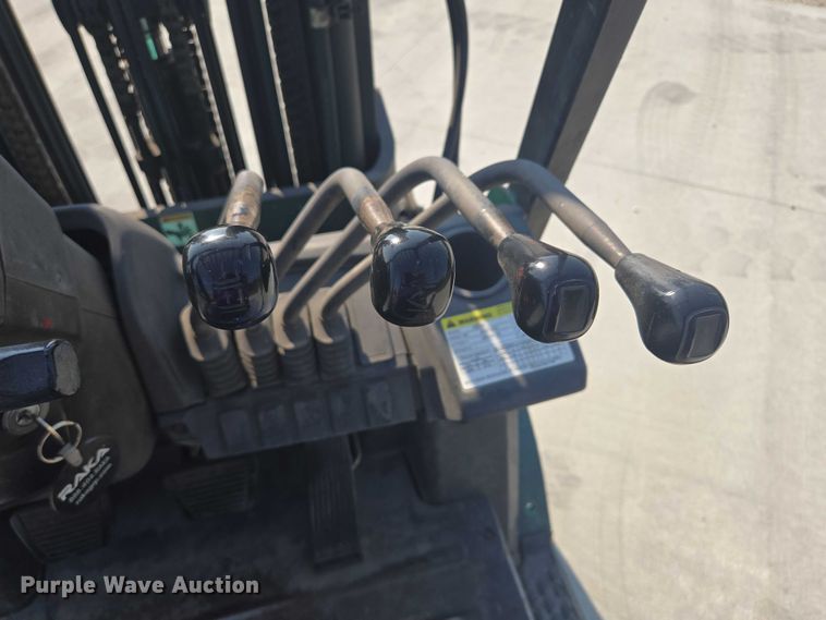 image for item DY1177 Mitsubishi FGC25N forklift