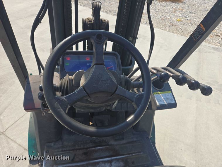 image for item DY1177 Mitsubishi FGC25N forklift