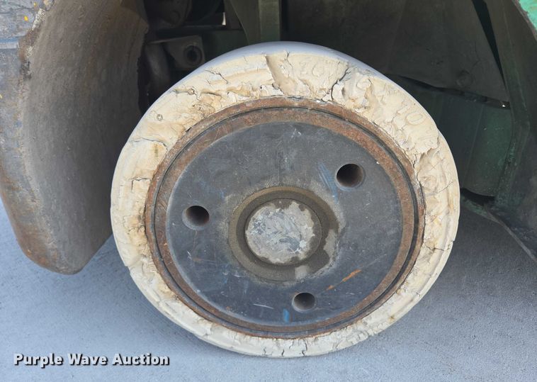 image for item DY1177 Mitsubishi FGC25N forklift