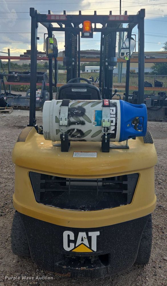 image for item DY1178 Caterpillar GP33N forklift