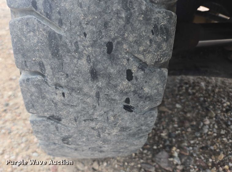 image for item DY1178 Caterpillar GP33N forklift