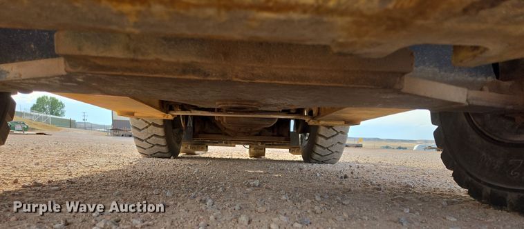 image for item DY1190 Caterpillar GP40 forklift