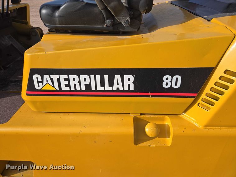 image for item DY1190 Caterpillar GP40 forklift
