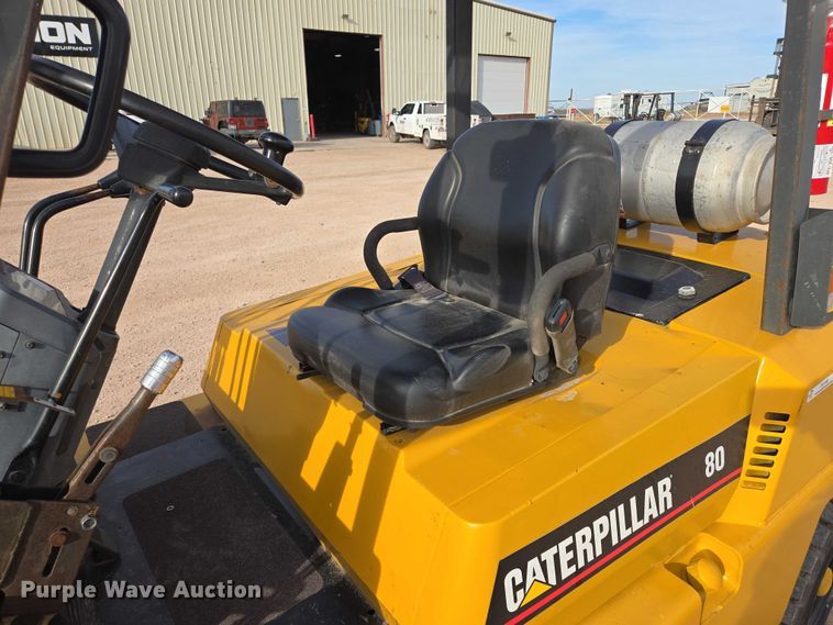 image for item DY1190 Caterpillar GP40 forklift