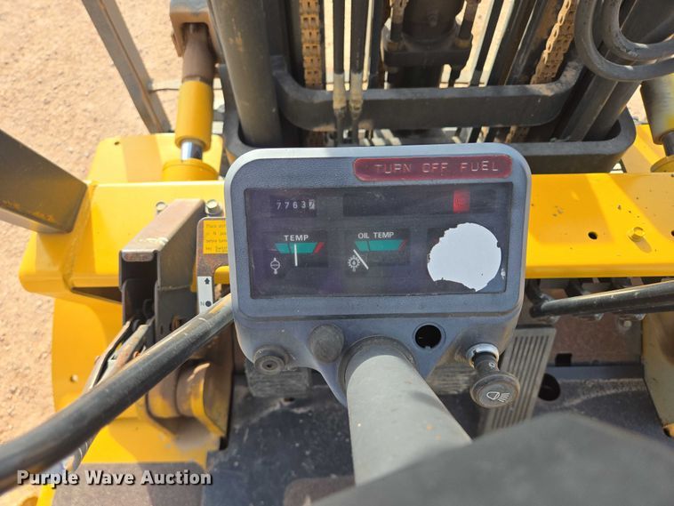 image for item DY1190 Caterpillar GP40 forklift