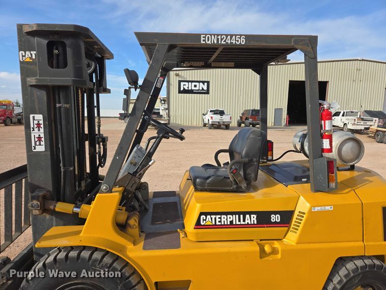 image for item DY1190 Caterpillar GP40 forklift