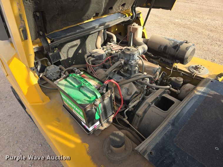 image for item DY1190 Caterpillar GP40 forklift