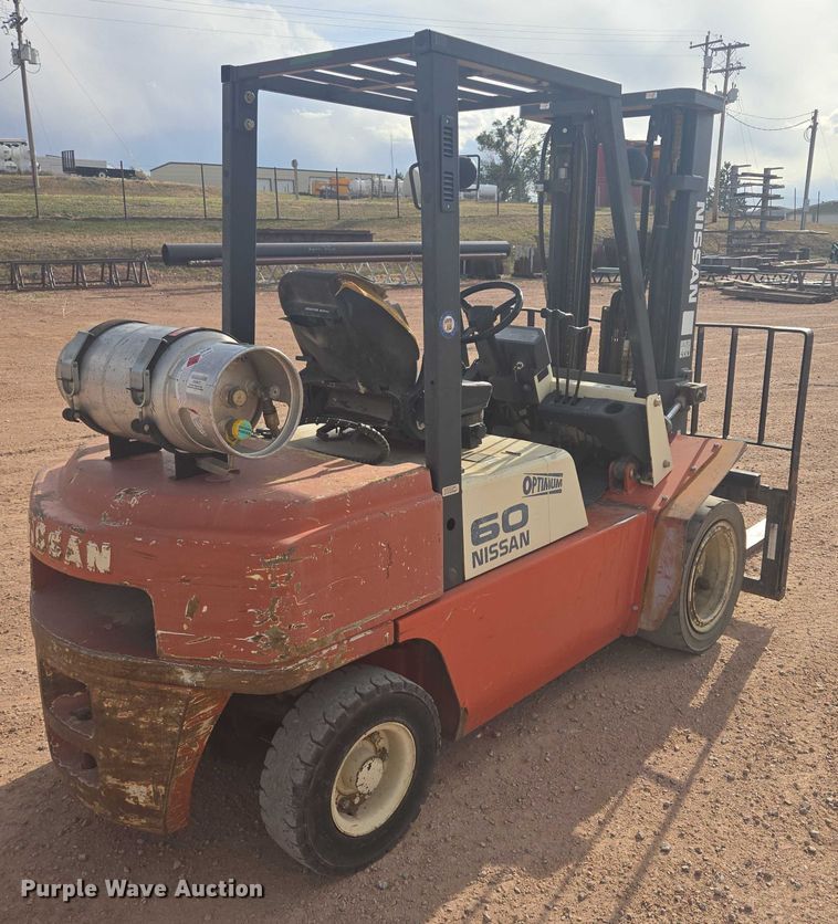 image for item DY1191 Nissan 60 forklift