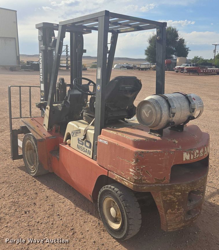 image for item DY1191 Nissan 60 forklift
