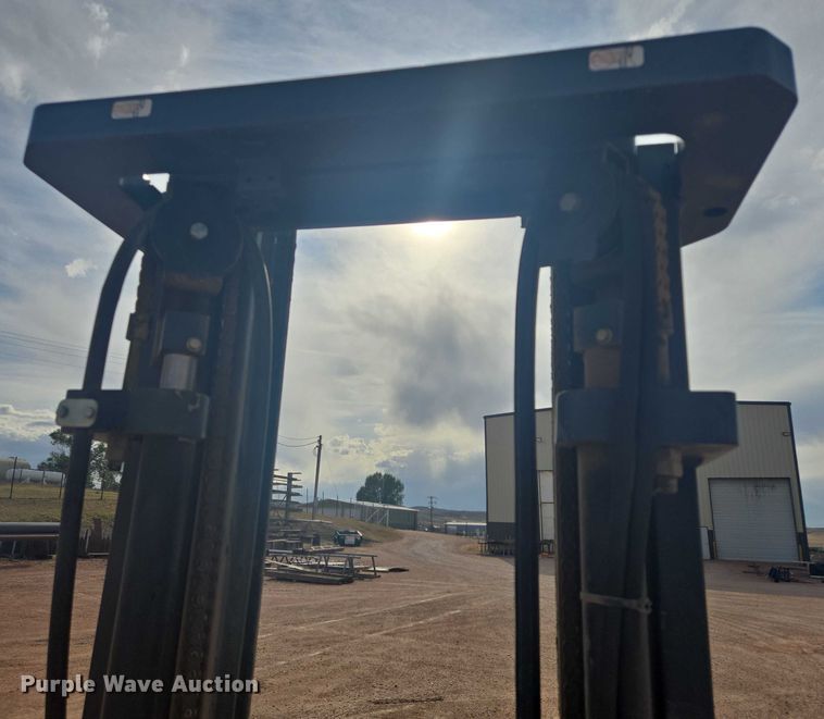 image for item DY1191 Nissan 60 forklift