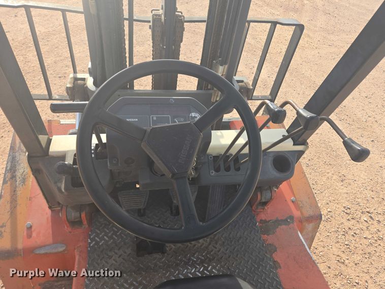 image for item DY1191 Nissan 60 forklift