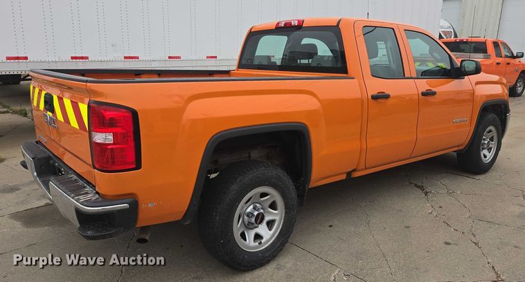 image for item DY1216 2018 GMC Sierra 1500 Double Cab pickup truck