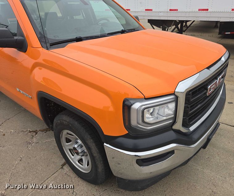 image for item DY1216 2018 GMC Sierra 1500 Double Cab pickup truck