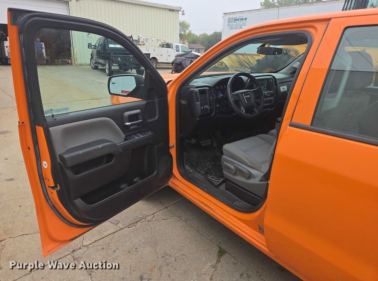 image for item DY1216 2018 GMC Sierra 1500 Double Cab pickup truck