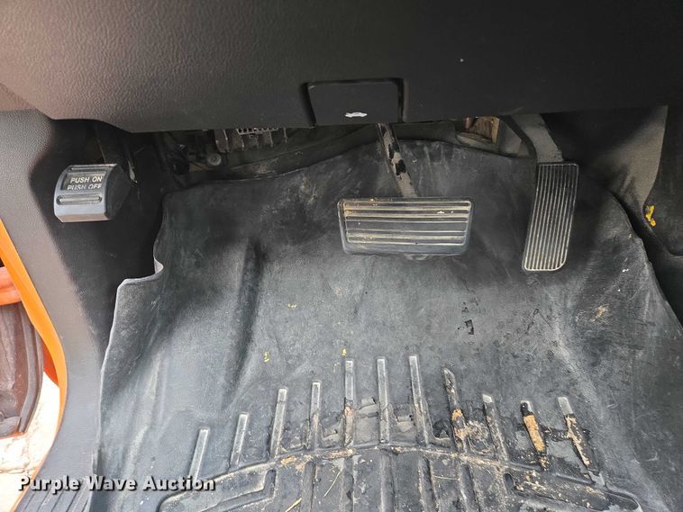 image for item DY1216 2018 GMC Sierra 1500 Double Cab pickup truck