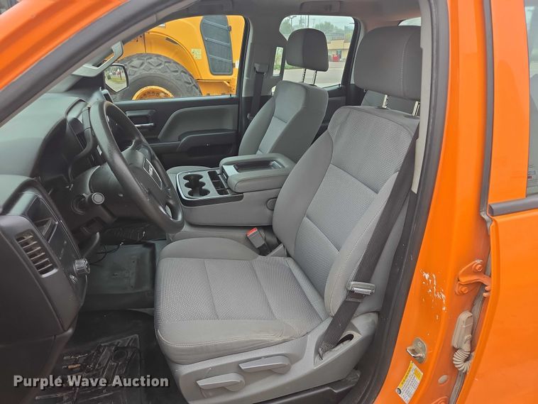 image for item DY1216 2018 GMC Sierra 1500 Double Cab pickup truck