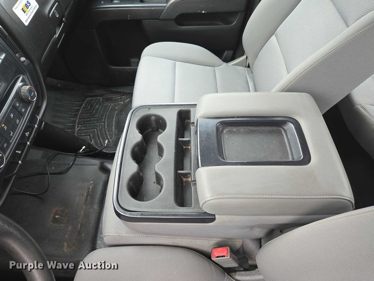 image for item DY1216 2018 GMC Sierra 1500 Double Cab pickup truck