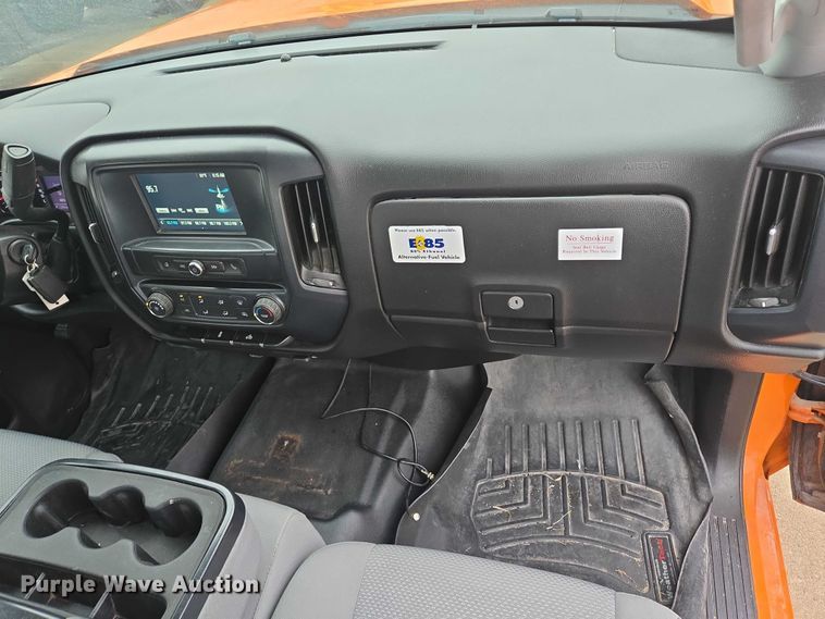 image for item DY1216 2018 GMC Sierra 1500 Double Cab pickup truck