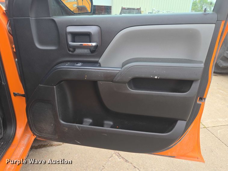 image for item DY1216 2018 GMC Sierra 1500 Double Cab pickup truck