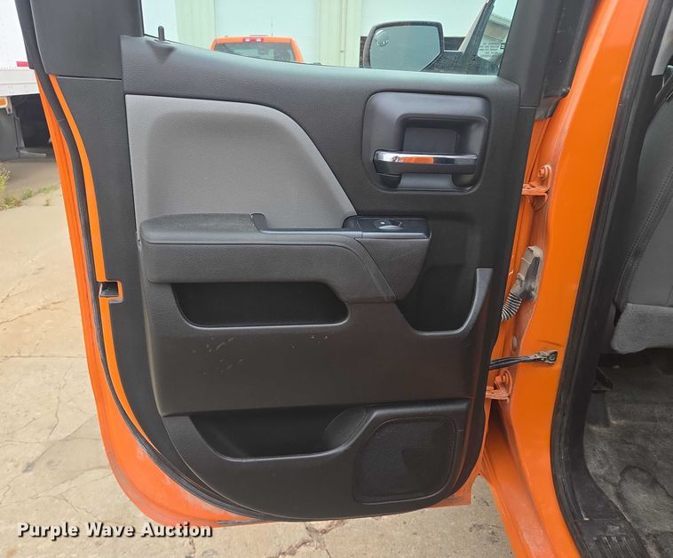 image for item DY1216 2018 GMC Sierra 1500 Double Cab pickup truck