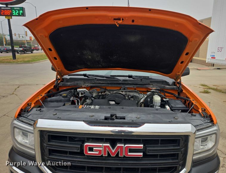 image for item DY1216 2018 GMC Sierra 1500 Double Cab pickup truck