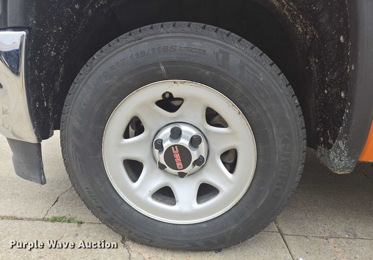 image for item DY1216 2018 GMC Sierra 1500 Double Cab pickup truck