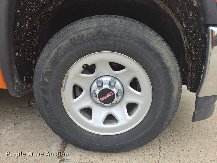 image for item DY1216 2018 GMC Sierra 1500 Double Cab pickup truck