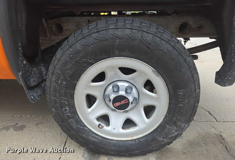 image for item DY1216 2018 GMC Sierra 1500 Double Cab pickup truck