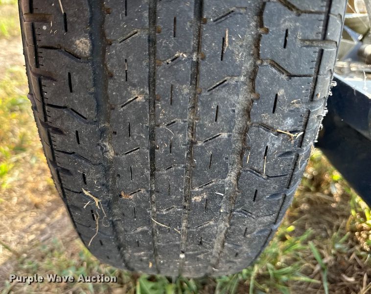 image for item DY8112 Master Tow car dolly