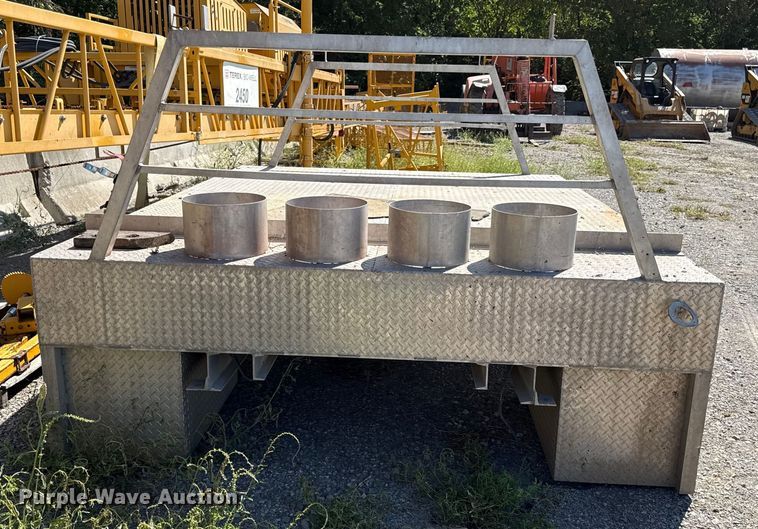 image for item DZ4249 Flatbed