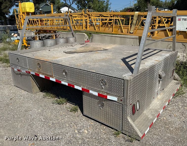 image for item DZ4249 Flatbed