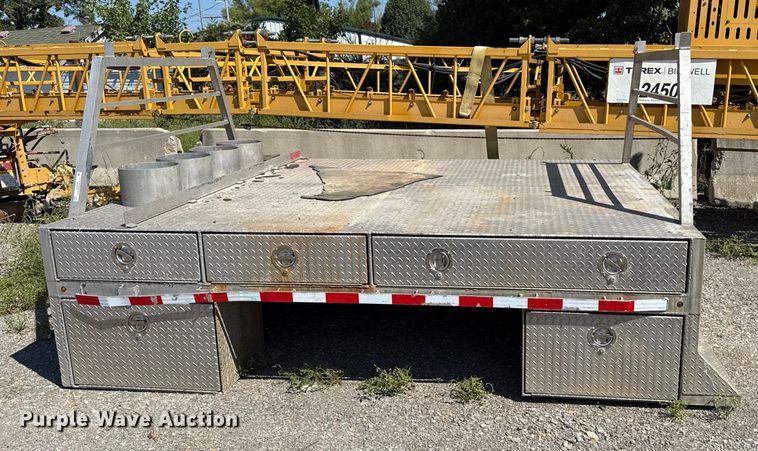 image for item DZ4249 Flatbed