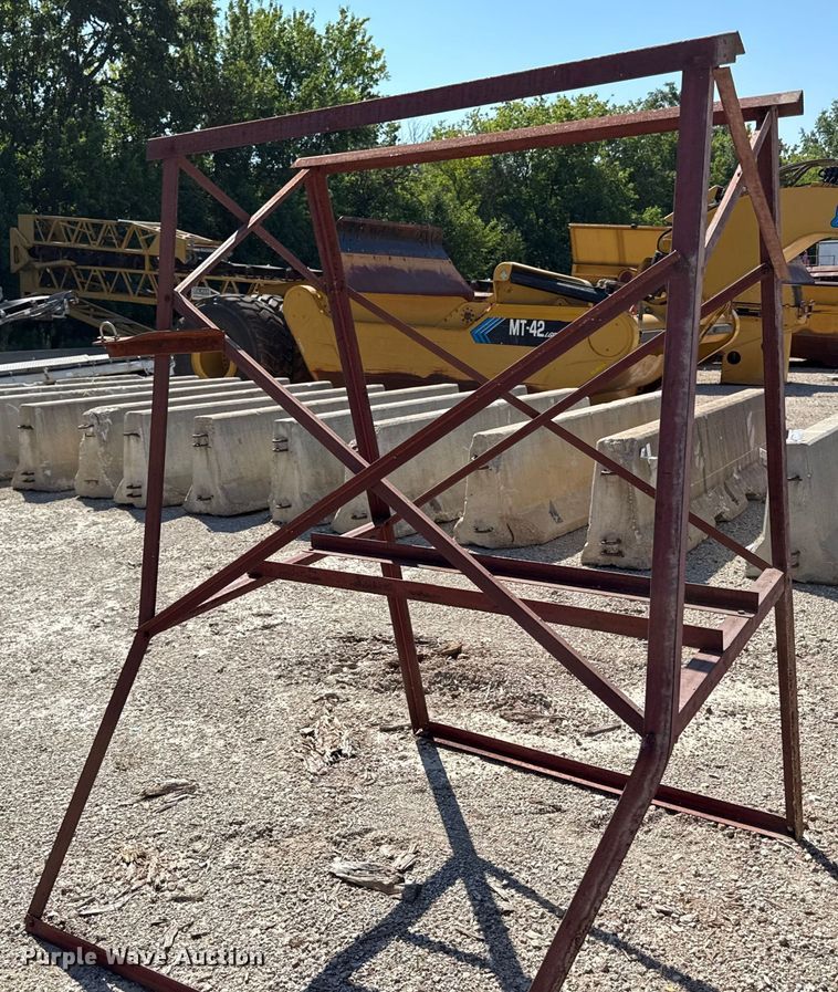 image for item DZ4259 (2) fuel tanks