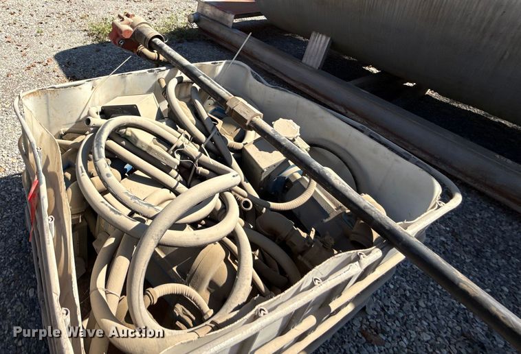 image for item DZ4261 Fuel tank