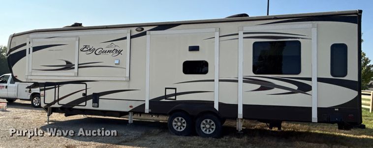 image for item DZ4269 2017 Heartland 3965DSS Big country camper