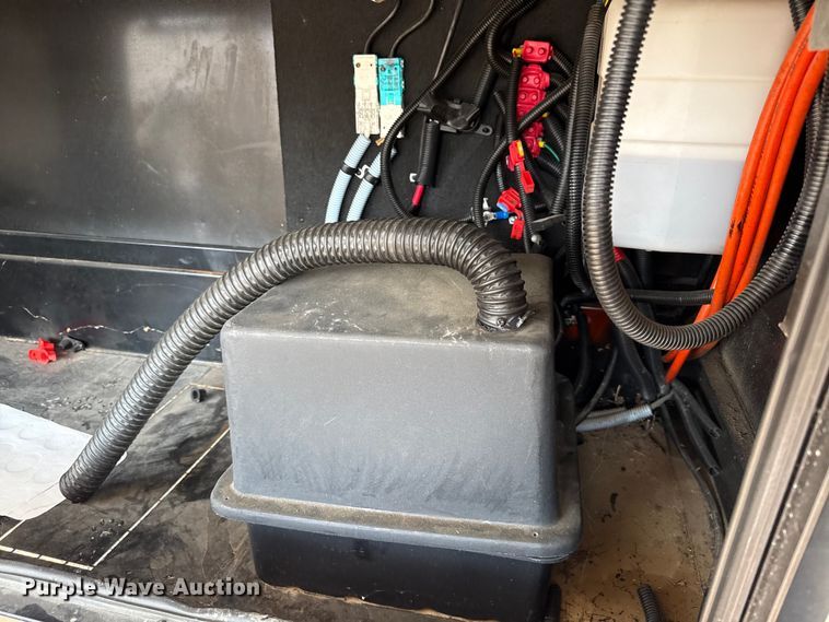 image for item DZ4269 2017 Heartland 3965DSS Big country camper