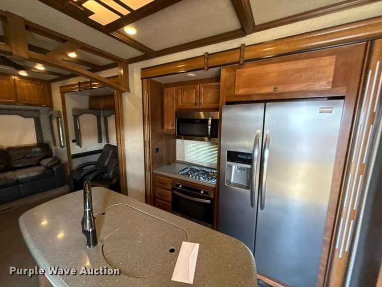 image for item DZ4269 2017 Heartland 3965DSS Big country camper