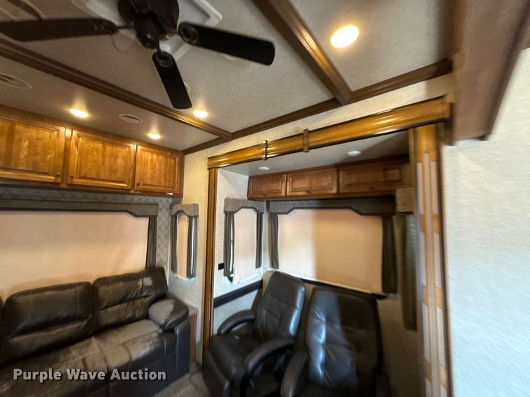 image for item DZ4269 2017 Heartland 3965DSS Big country camper