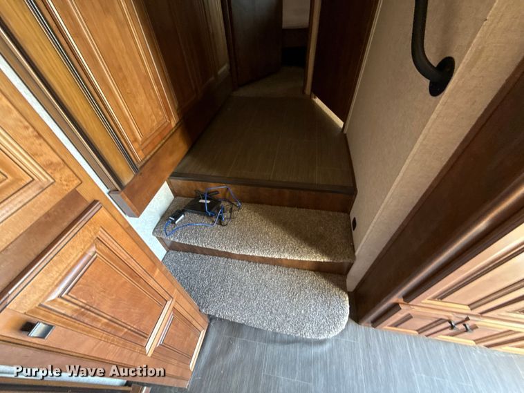 image for item DZ4269 2017 Heartland 3965DSS Big country camper