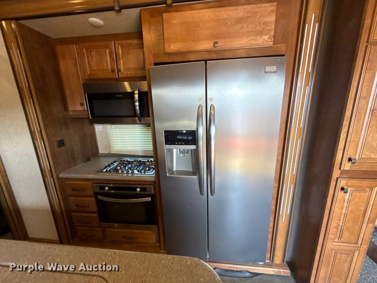 image for item DZ4269 2017 Heartland 3965DSS Big country camper