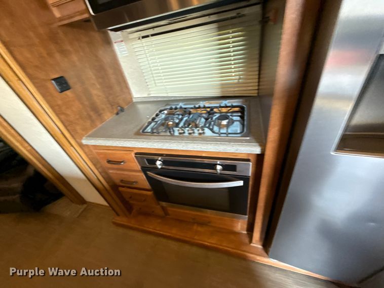 image for item DZ4269 2017 Heartland 3965DSS Big country camper