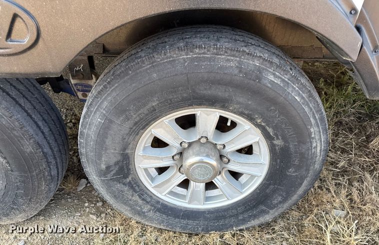 image for item DZ4269 2017 Heartland 3965DSS Big country camper